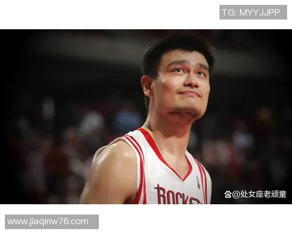 姚明在篮球赛场上的不懈努力与坚持让他无法享受休息时光 姚明在篮球赛场上的不懈努力与坚持让他无法享受休息时光